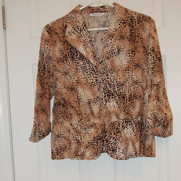 DAVID N Women's Brown Animal Print Jacket With 3 Buttons.  Size Large - Picture 5 of 13